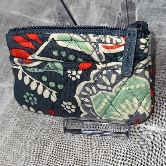 Vera Bradley Nomadic Floral Pattern Small Designer Quilted Coin/Card Holder NWOT - Picture 3 of 14